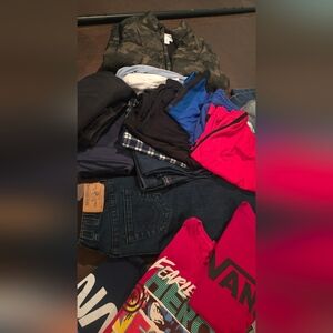 Boys Designer Variety Of Kids Vibrant Clothes SIZE: 14-16